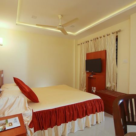Hotel Sasthapuri Kozhikode Zewnętrze zdjęcie