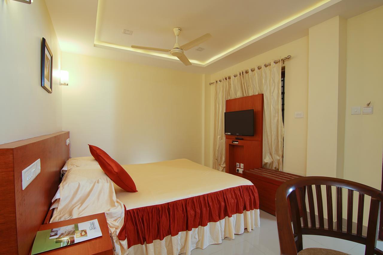 Hotel Sasthapuri Kozhikode Zewnętrze zdjęcie